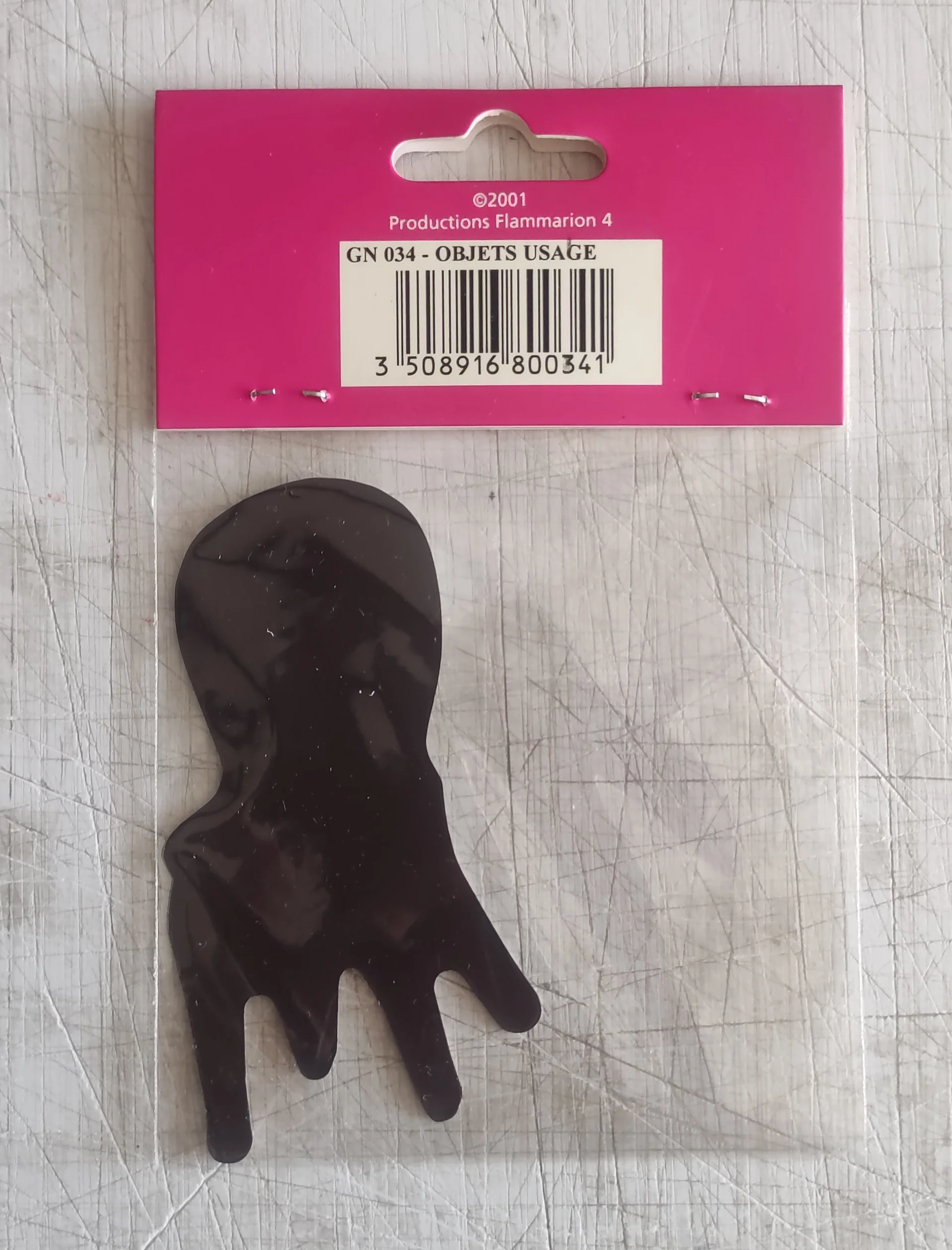Objects of use and taste (Magnetic Gift) - Image 2
