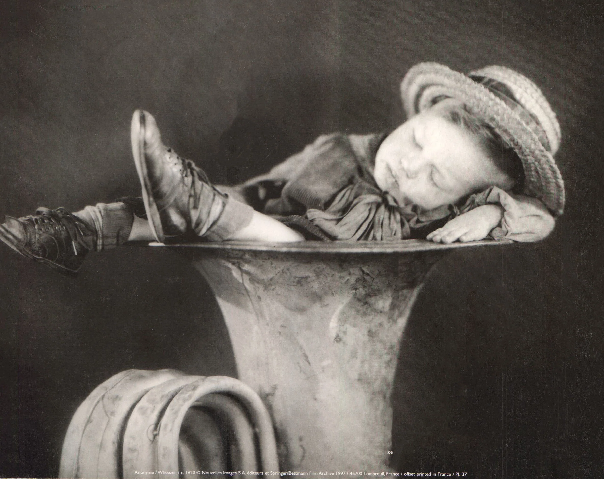 Robert Hutchins, Wheezer 1920 - 10 X 12 Inches (Art Print)
